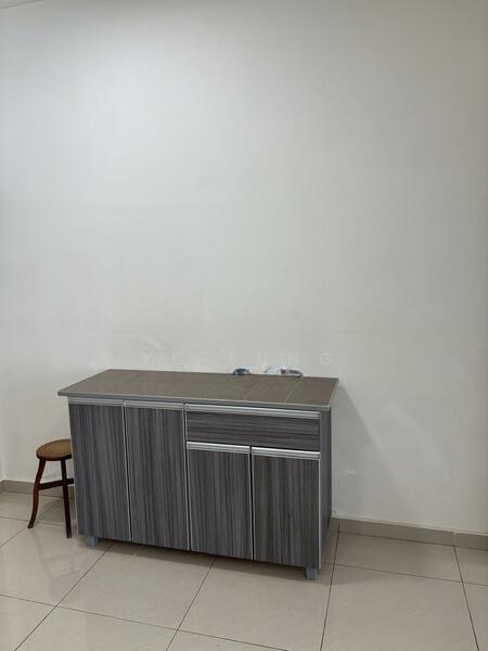 Seasons Amara Larkin - 2