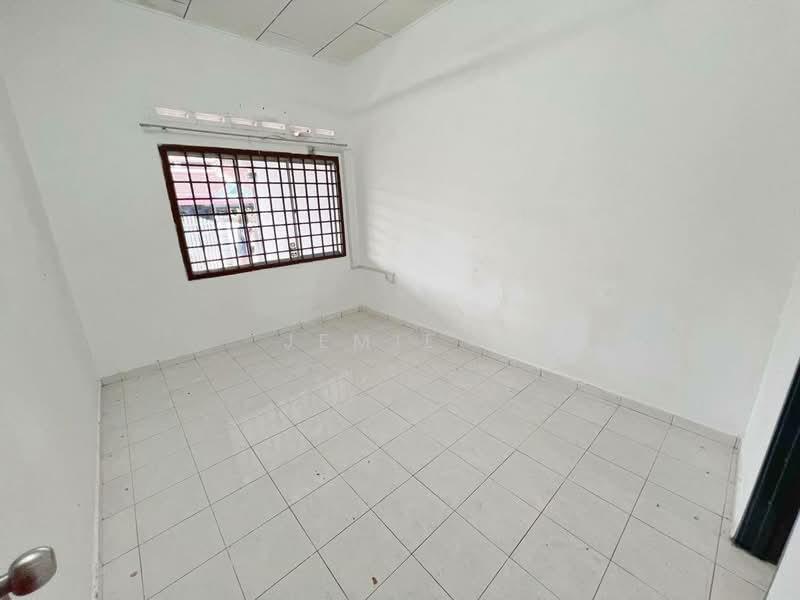Taman Flora Heights - 2