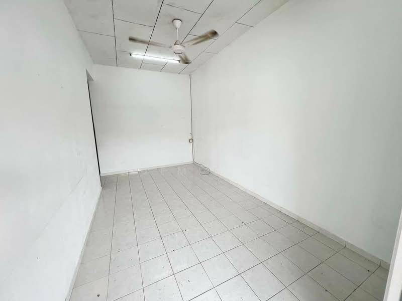 Taman Flora Heights - 3