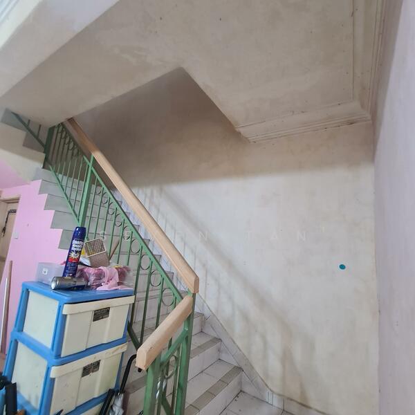 taman universiti beside taman sri pulai perdana - 2