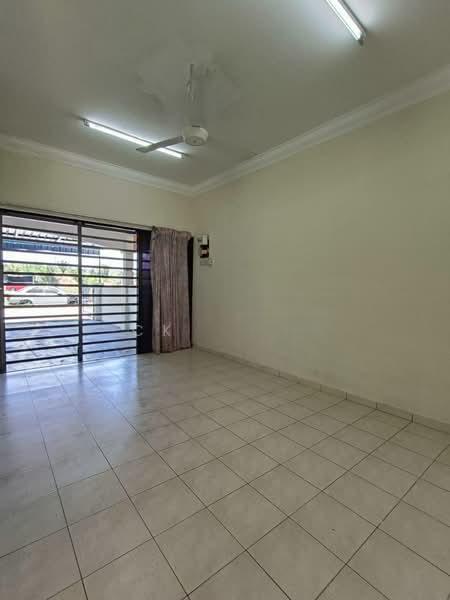 Ipoh tronoh renovated extended single storey house for sale - 5