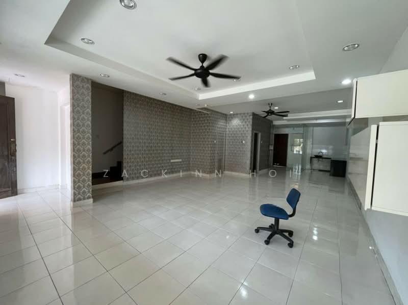 Good Value & Location Fully Renovated 2 Sty Kota Kemuning Shah Alam - 1