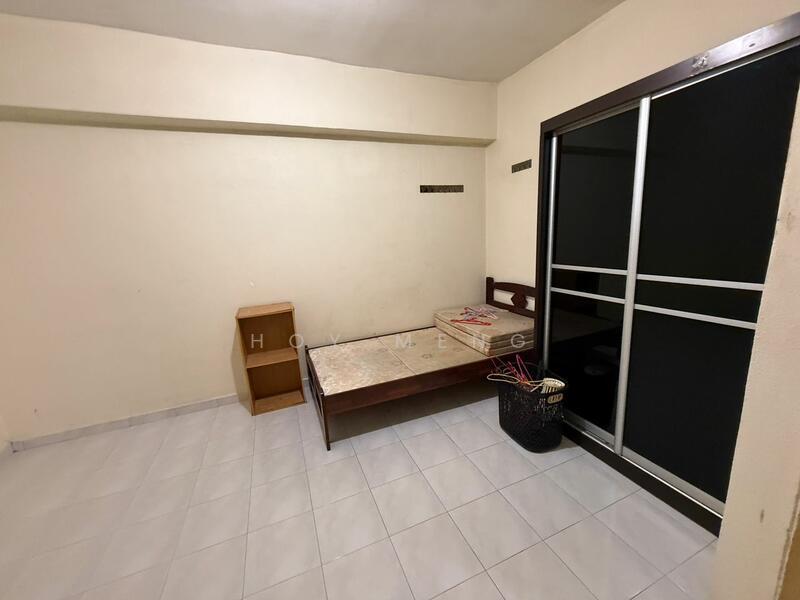 Taman Pekaka Block 31 - 5