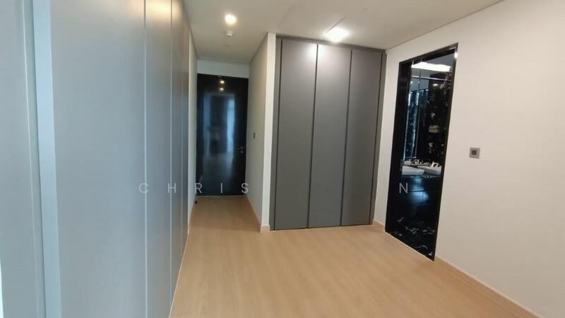 Four Seasons Place - 2
