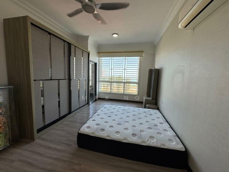 Gurney Beach Resort - 4