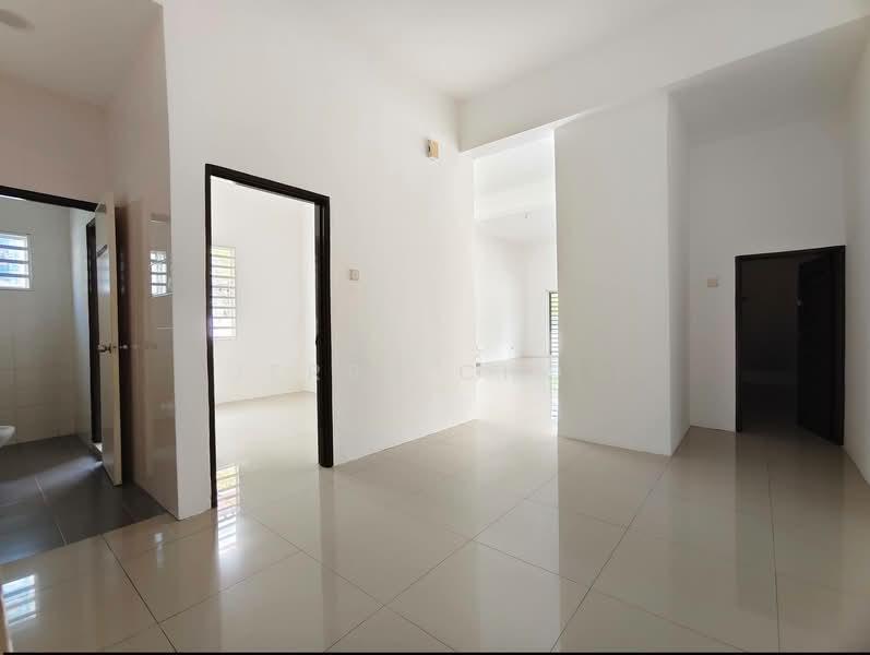 Tiara Lake Park - 10T2 - 5