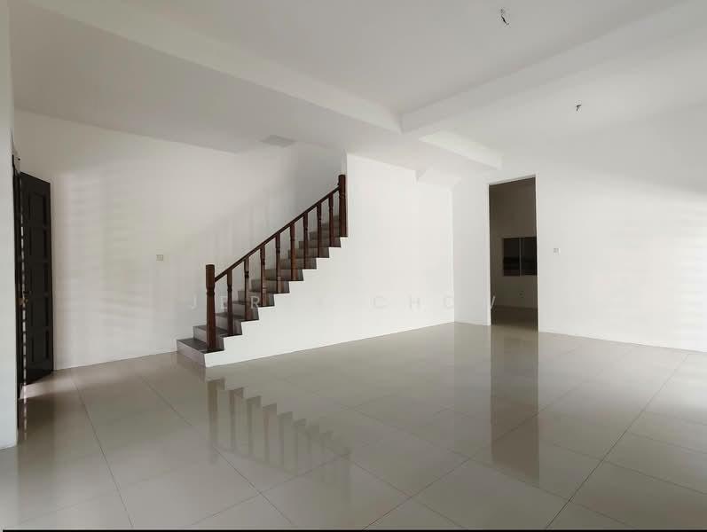 Tiara Lake Park - 10T2 - 4