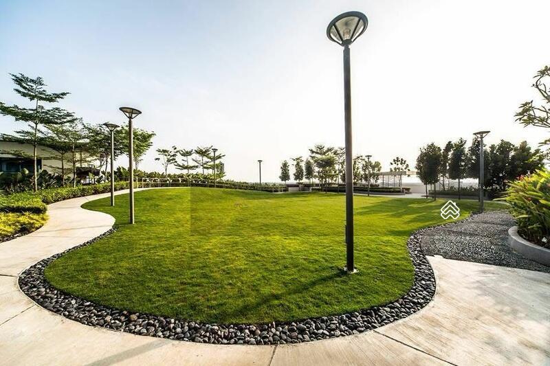 Sky Gardens Residences - 5