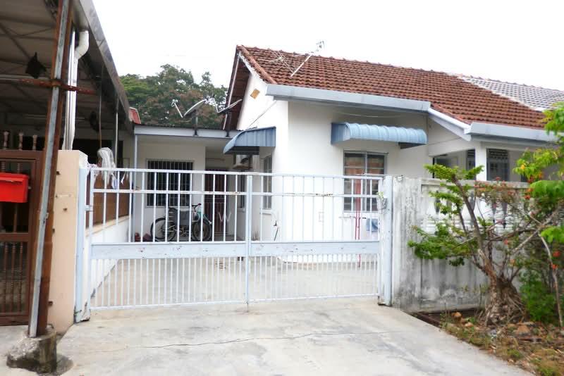 Taman Free School - 3