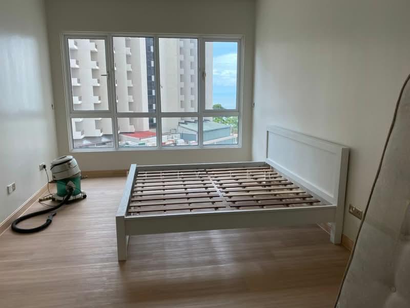 The Cove Condominium - 4