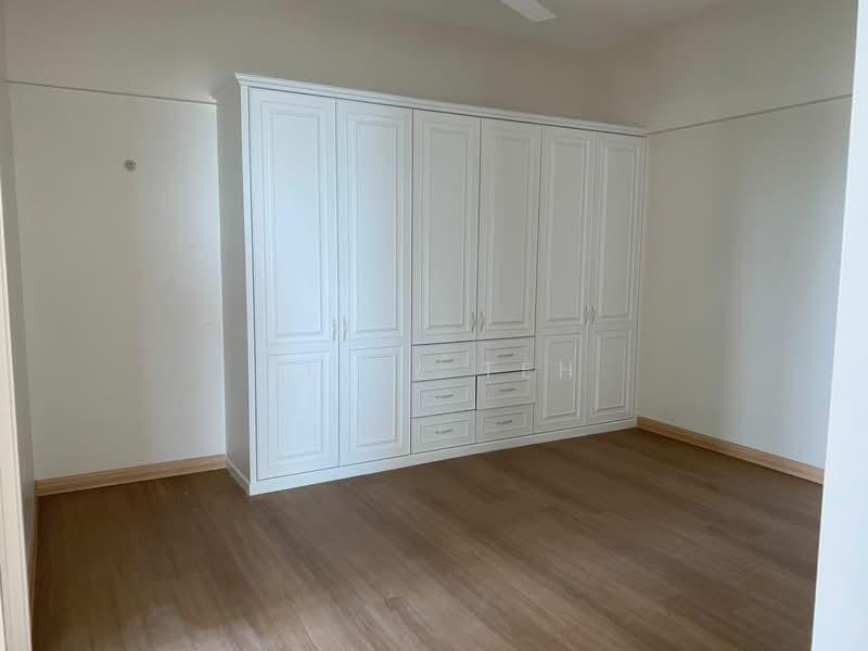 The Cove Condominium - 3