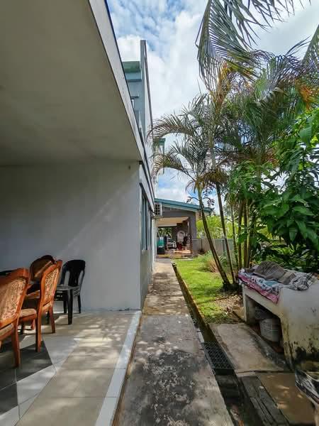 Taman Riveria - 3