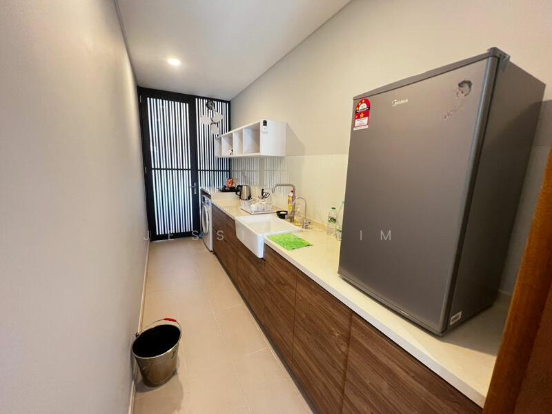 Shorefront Residences - 4