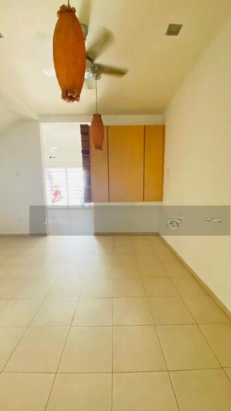 Seri Bougainvillea, Botani - 5