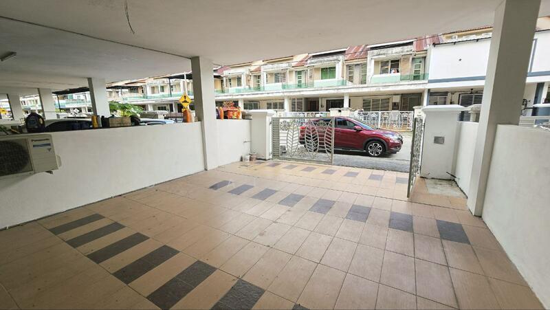 Precinct 18@ Station 18/ Pengkalan Jaya - 1