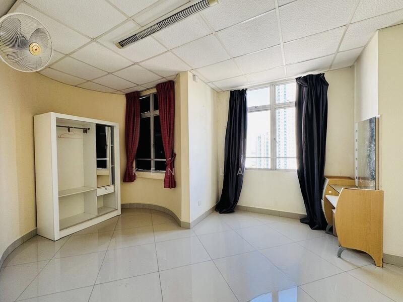 Leisure Bay Condominium - 4