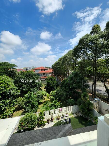 Sri Suria - 4