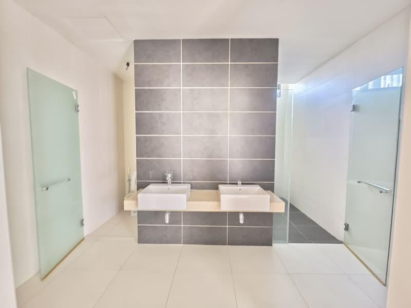 16 Quartz - 5