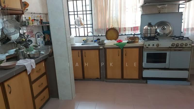 Bukit Jelutong - 3