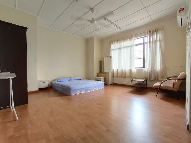 Taman Mutiara Indah - 3