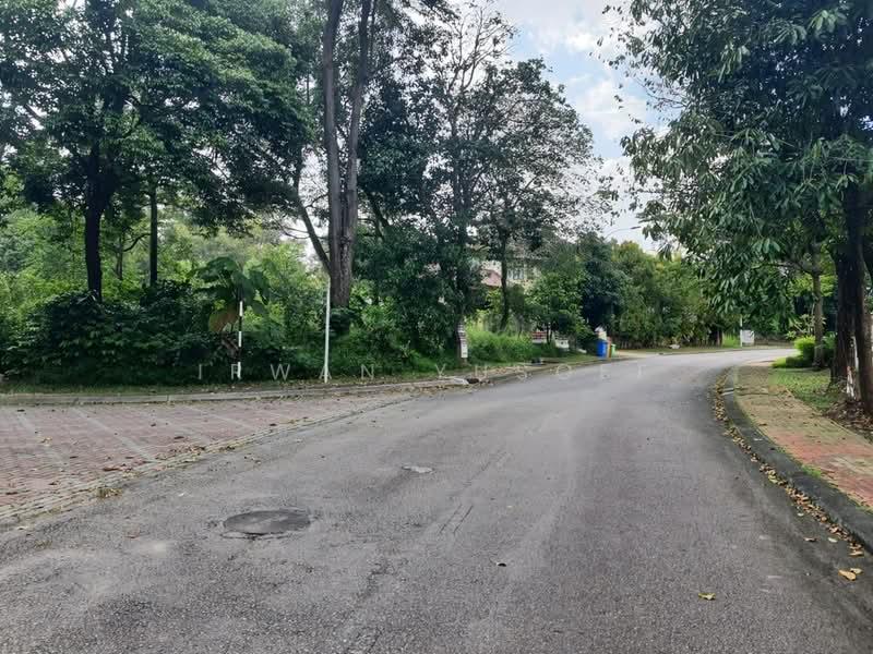Bukit Jelutong - 4