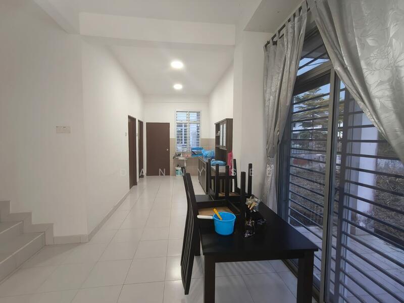 Taman Scientex Kulai 2 Corner Double Storey Terrace House - 2