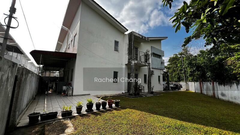 Taman Saujana Rawang - 1