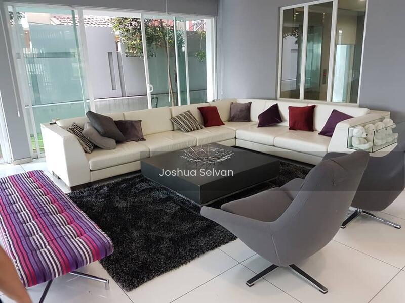 4 Storey Bungalow with a breathtaking view of KLCC skyline at Bangsar - 1