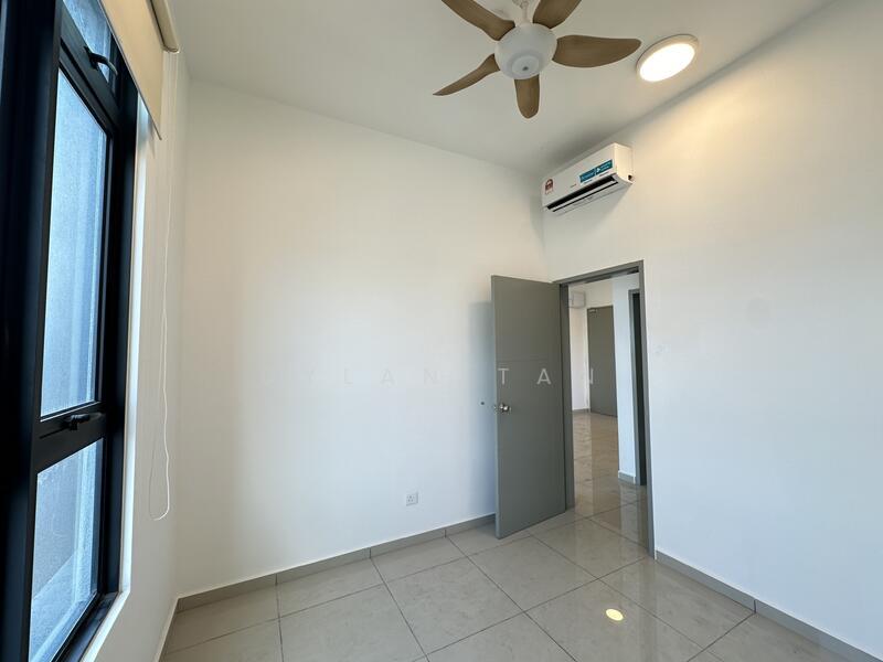 B11 Parkland Residence - 5