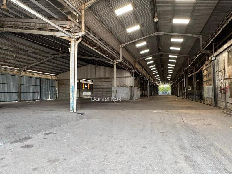 RM40mil! 3acre land! 1200amp! 30ft Ceiling! Taman Perindustrian Subang Detached Factory for Sales - 4