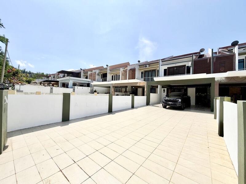 Taman Nusa Intan - 2