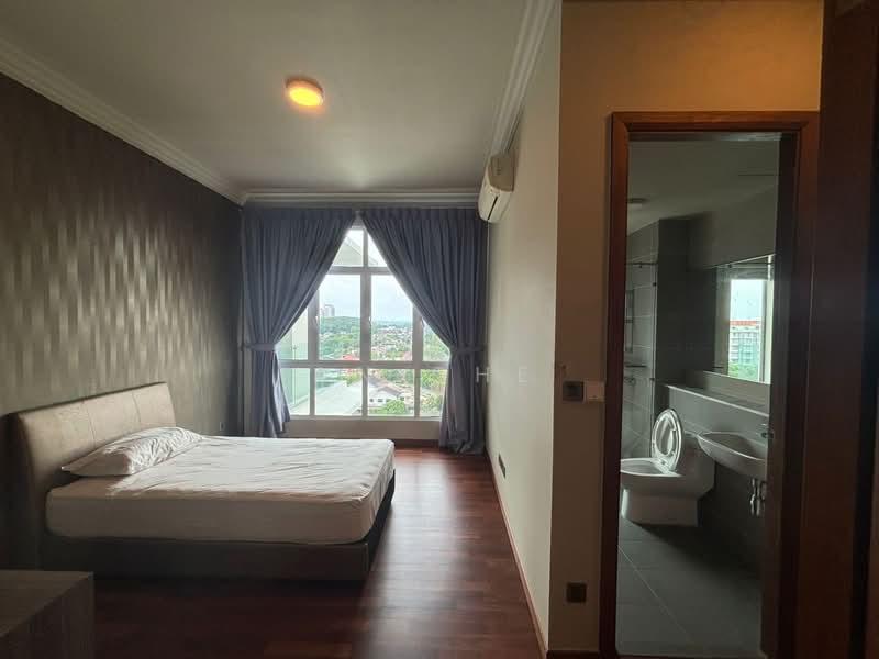 Summerscape Luxury Condominium - 3