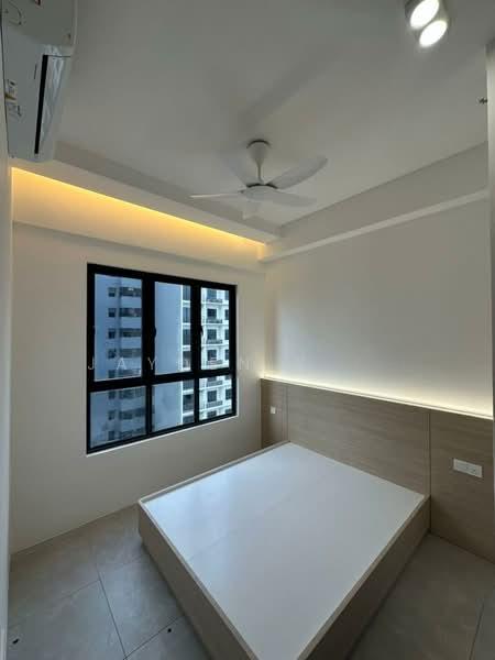 Aston Acacia - 3