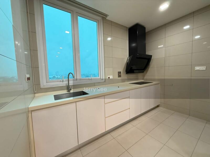 Uptown Residences - 5