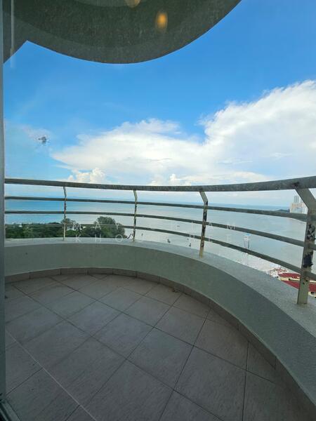 The Waterfront Condominium - 4
