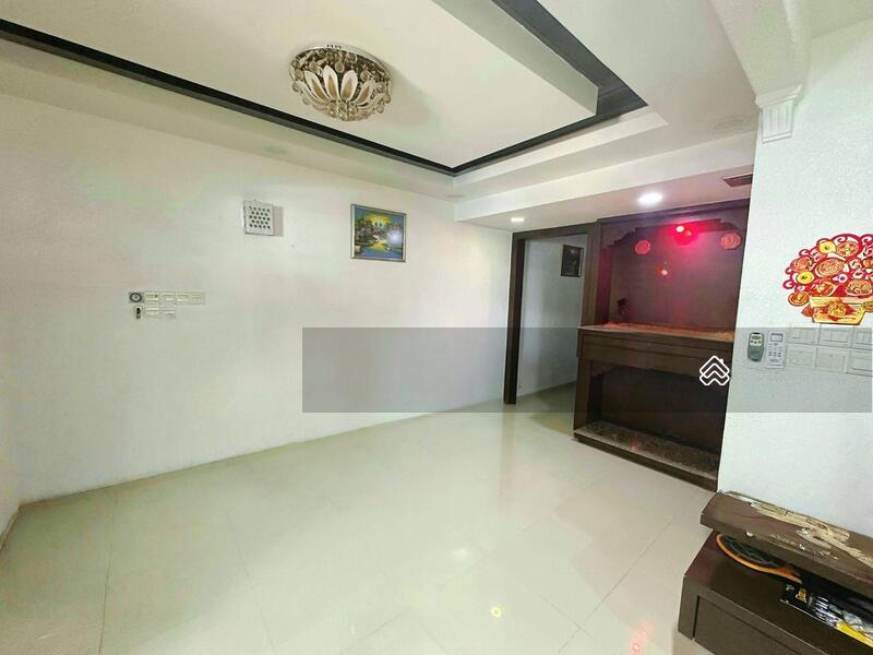 Taman iping Batu Maung - 4