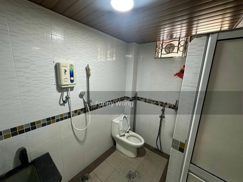 Taman iping Batu Maung - 5