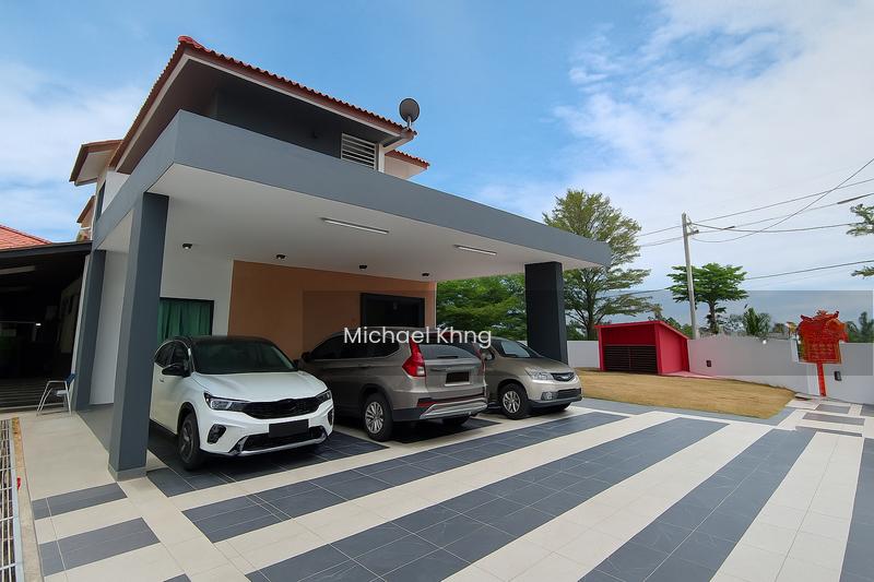 Bungalow at Taman Bukit Juru - 2