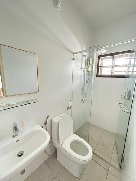 Taman Chateau - 4