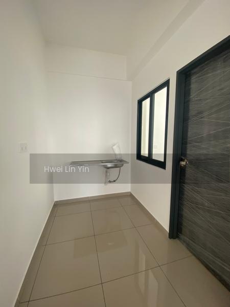 MARC Residences - 5