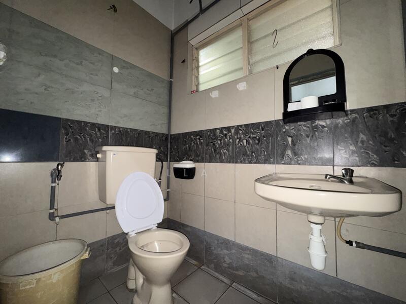 2 Storey Terrace House @ Serdang Raya - 3