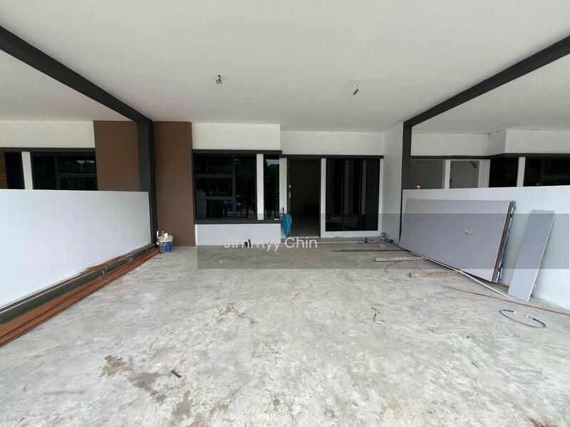 Semi-D house at Taman Malihah - 4