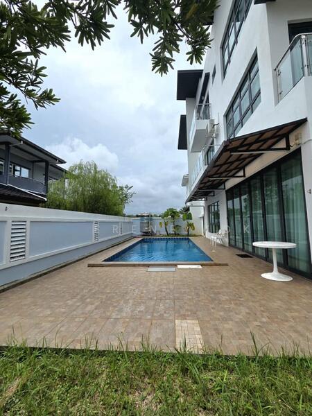 Huge 3 Storey Semi D with Private Pool and Private Lift @ Lorong Lapangan Terbang - 2