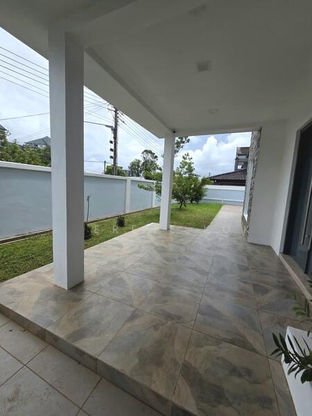 Huge 3 Storey Semi D with Private Pool and Private Lift @ Lorong Lapangan Terbang - 4