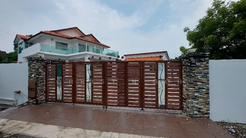 Taman Bukit Kempas - 4