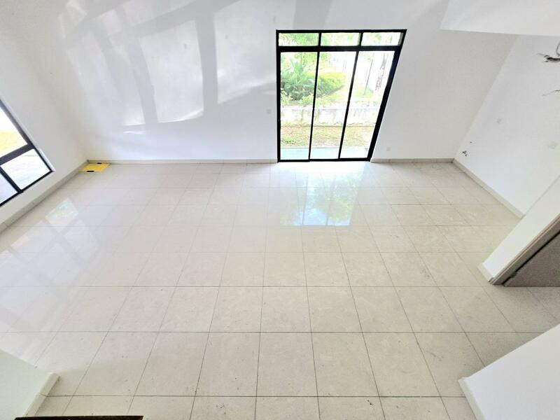Maple Residence @ Laman View - 2