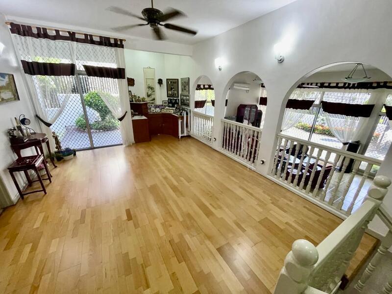 2.5 STY | GREENLANE 3240SF | SEMI-D ORIGINAL ISLAND PARK TEMBAGA - 2