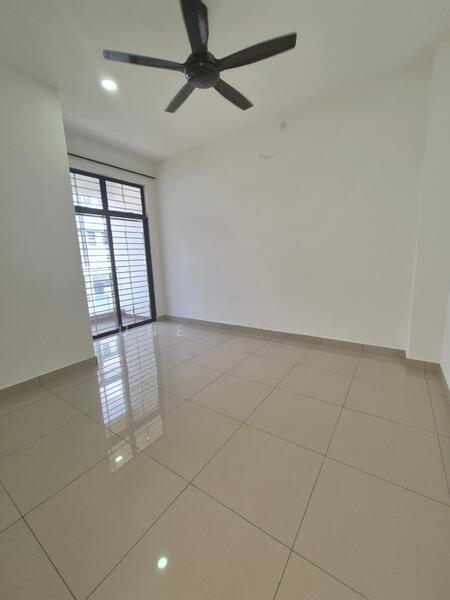 BANDAR CEMERLANG - 3
