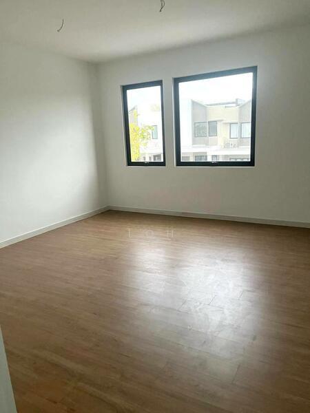 Citrine Hills Double-Storey Terrace House @ BBKP - 4