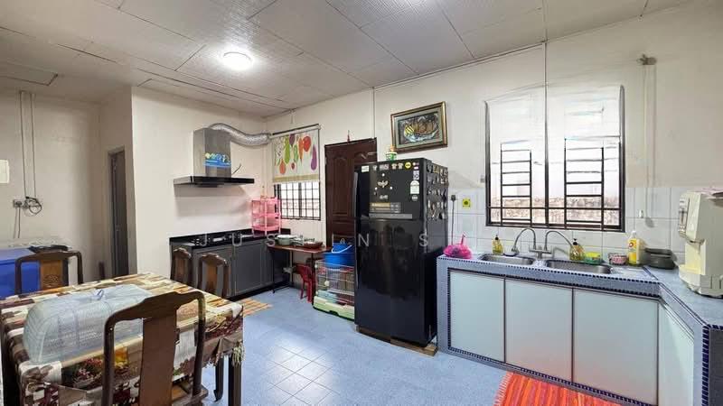 Hang tuah @ Tun Aminah double storey - 5